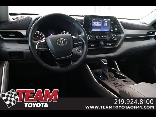 2021 Toyota Highlander LE