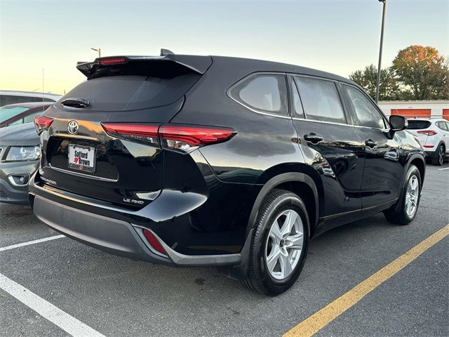 2021 Toyota Highlander LE