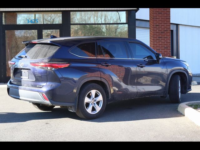 2021 Toyota Highlander LE