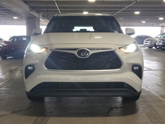 2021 Toyota Highlander LE