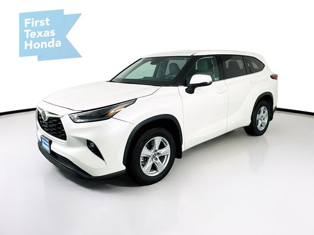 2021 Toyota Highlander LE