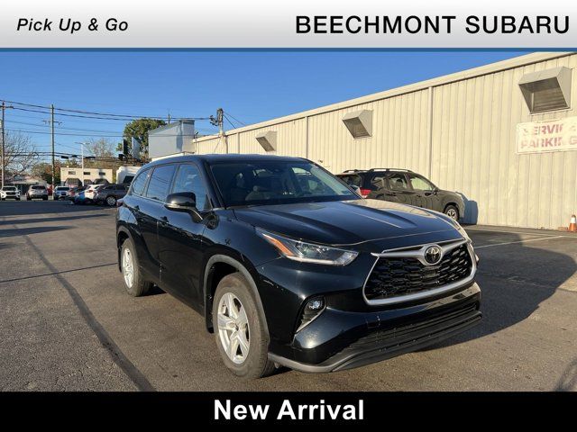 2021 Toyota Highlander LE