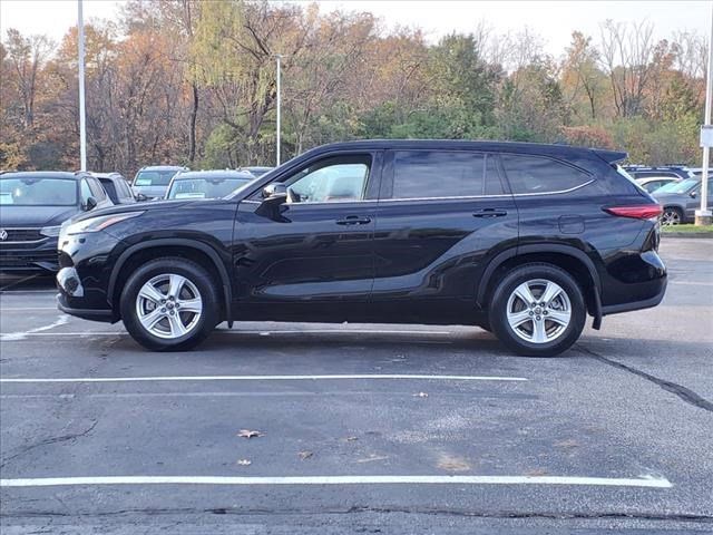 2021 Toyota Highlander LE