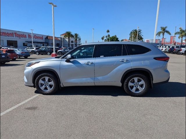 2021 Toyota Highlander LE