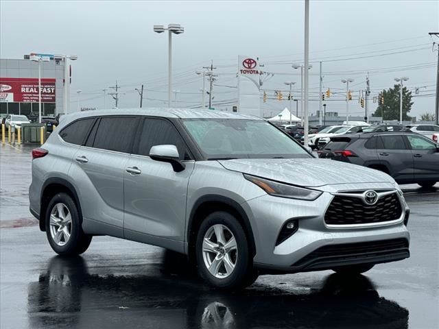 2021 Toyota Highlander LE