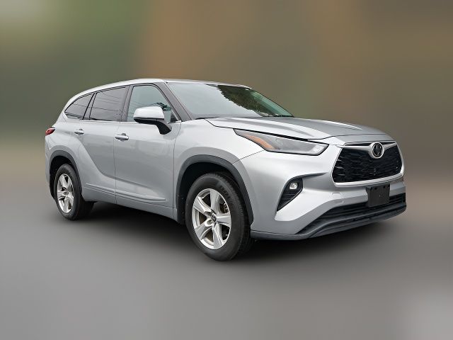 2021 Toyota Highlander LE