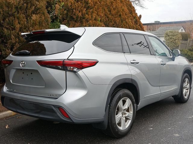 2021 Toyota Highlander LE