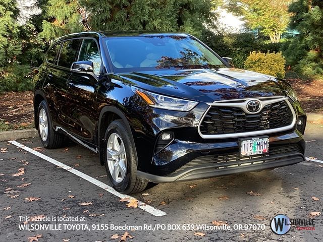 2021 Toyota Highlander LE