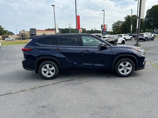 2021 Toyota Highlander LE