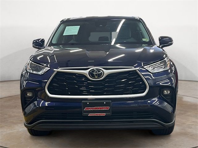 2021 Toyota Highlander LE