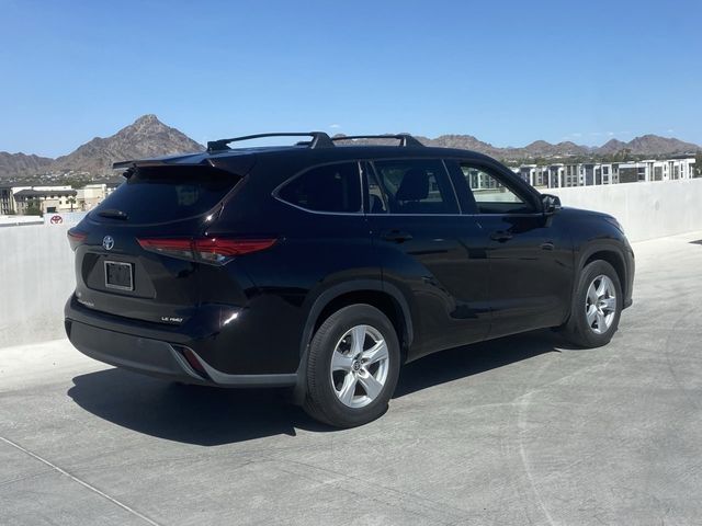 2021 Toyota Highlander LE