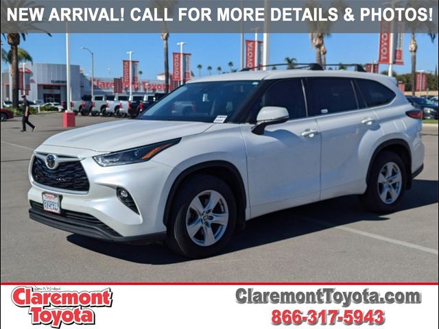 2021 Toyota Highlander LE