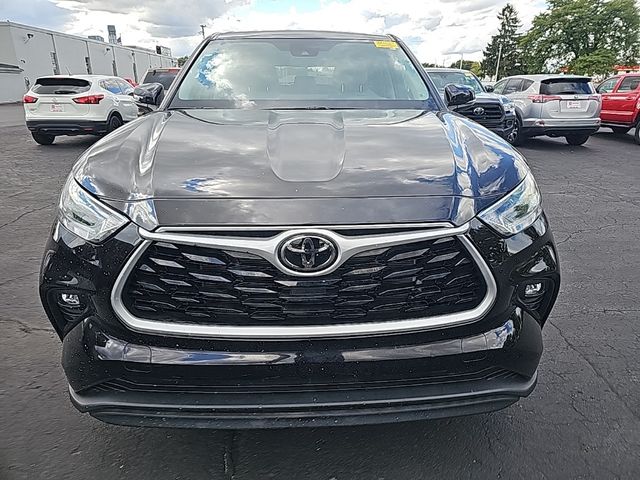 2021 Toyota Highlander LE