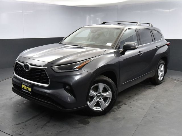 2021 Toyota Highlander LE