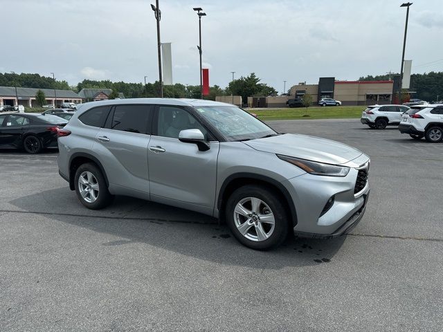 2021 Toyota Highlander LE