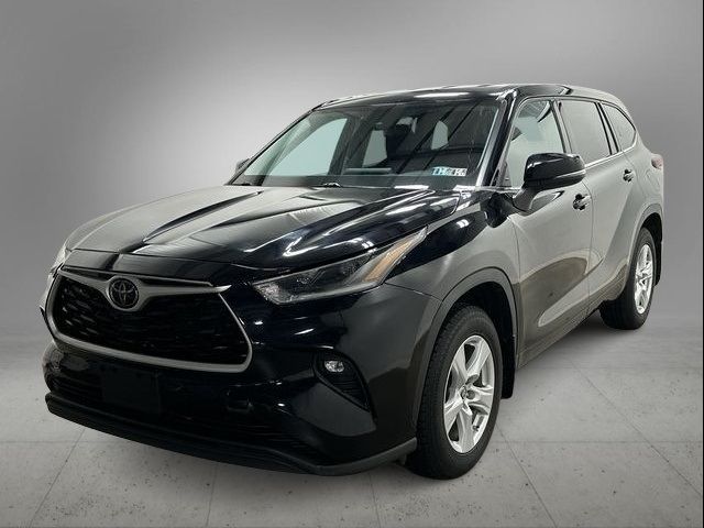 2021 Toyota Highlander LE