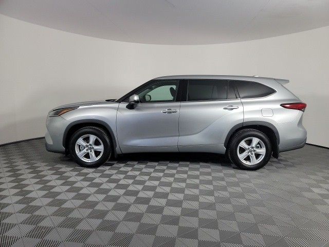 2021 Toyota Highlander LE