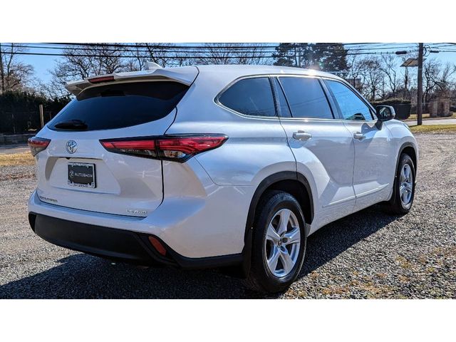 2021 Toyota Highlander LE