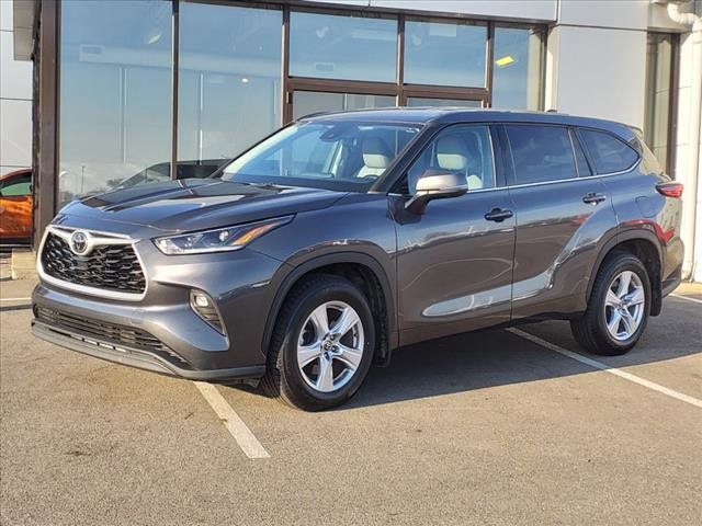 2021 Toyota Highlander LE