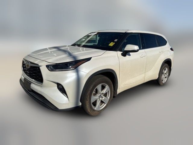 2021 Toyota Highlander LE