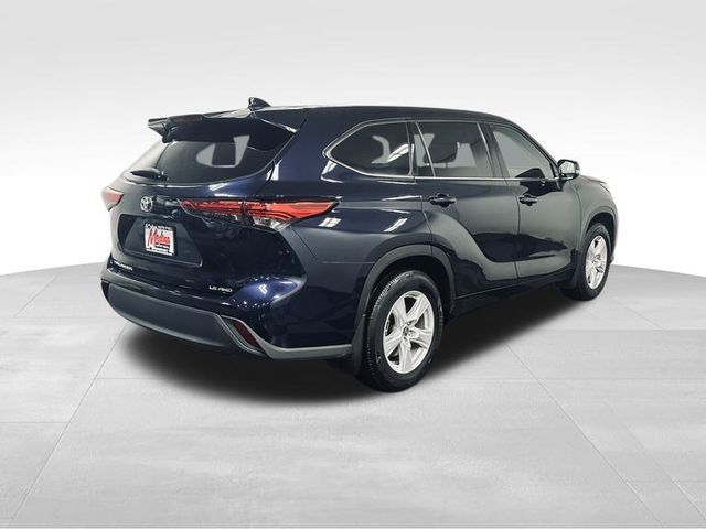 2021 Toyota Highlander LE