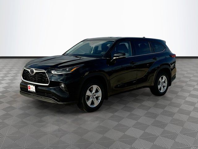 2021 Toyota Highlander LE