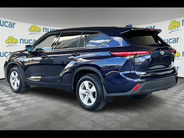 2021 Toyota Highlander LE