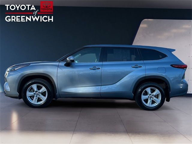 2021 Toyota Highlander LE