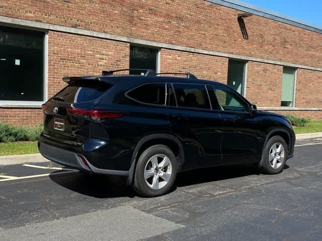 2021 Toyota Highlander LE