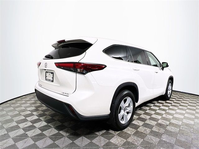 2021 Toyota Highlander LE