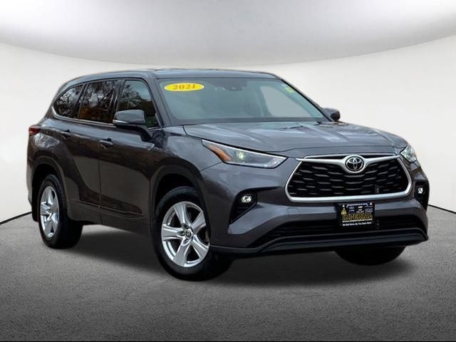 2021 Toyota Highlander LE