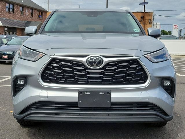 2021 Toyota Highlander LE