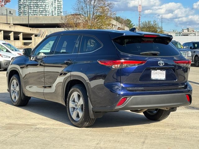 2021 Toyota Highlander LE