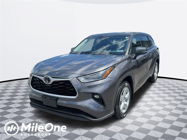 2021 Toyota Highlander LE