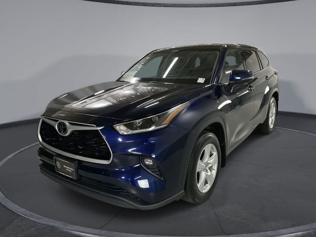 2021 Toyota Highlander LE