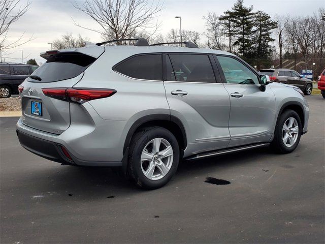 2021 Toyota Highlander LE