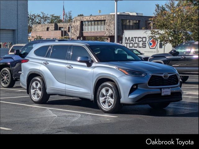 2021 Toyota Highlander LE