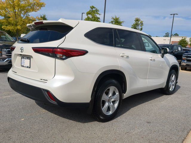 2021 Toyota Highlander LE