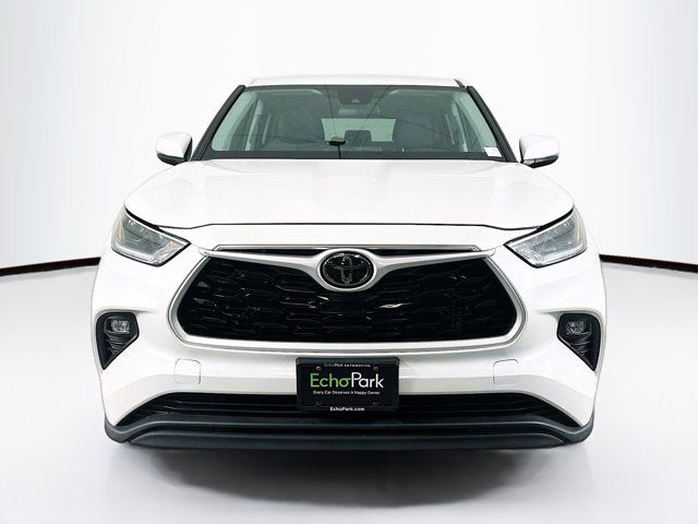 2021 Toyota Highlander LE