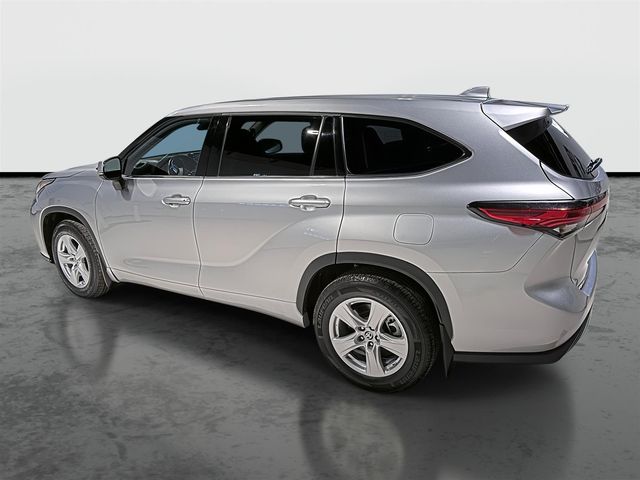 2021 Toyota Highlander LE