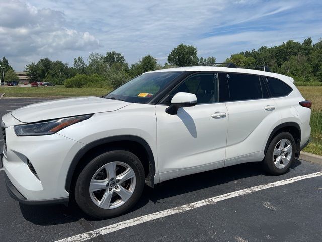 2021 Toyota Highlander LE