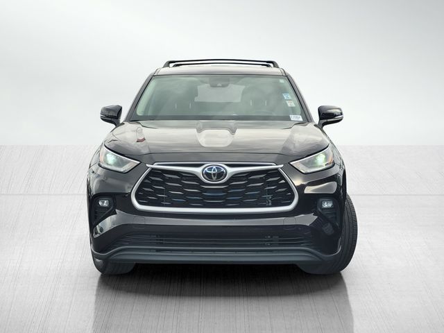 2021 Toyota Highlander LE