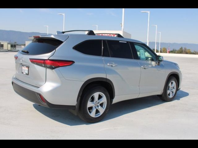 2021 Toyota Highlander LE