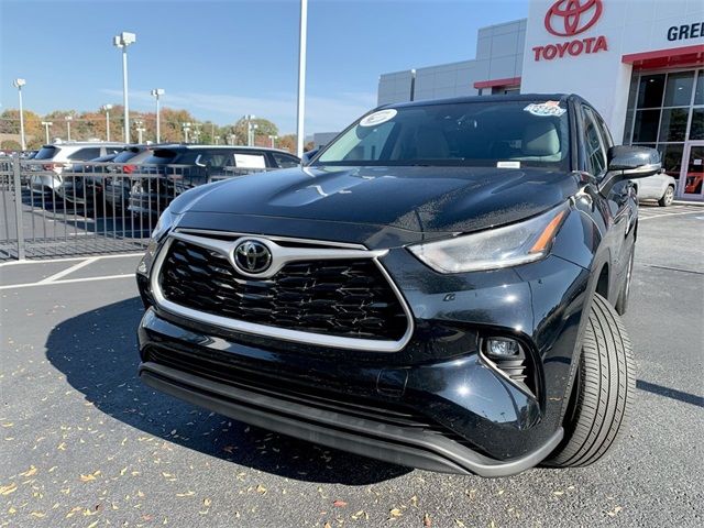 2021 Toyota Highlander LE