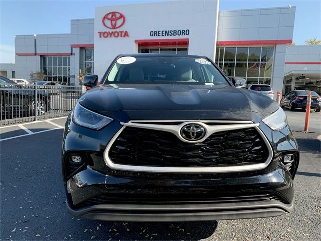 2021 Toyota Highlander LE