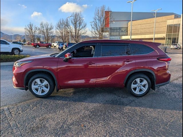 2021 Toyota Highlander LE