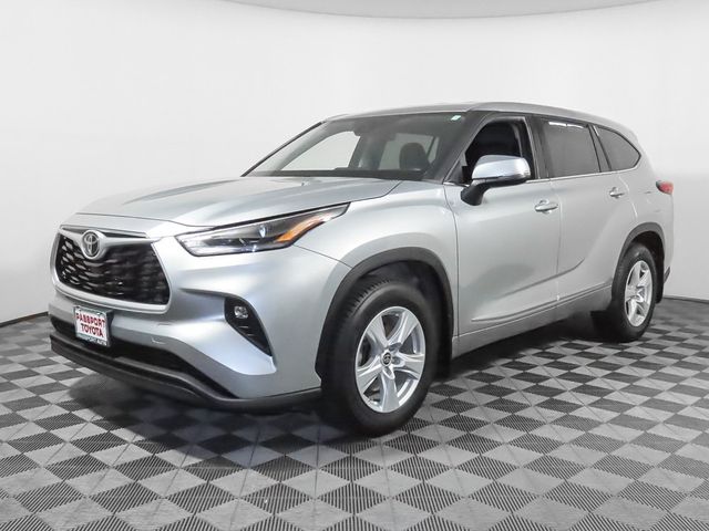 2021 Toyota Highlander LE