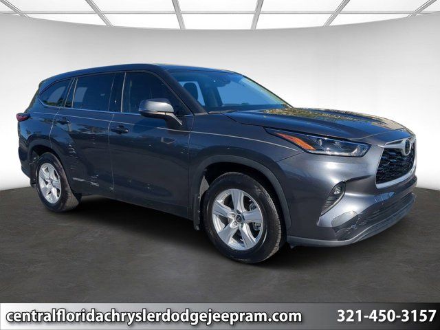 2021 Toyota Highlander LE