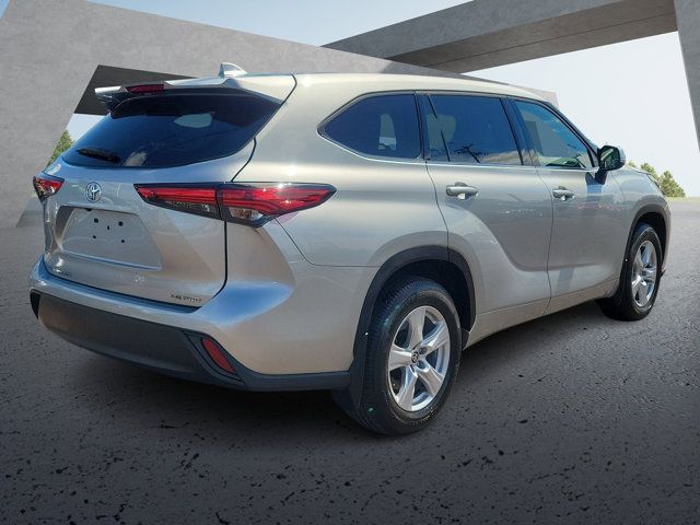 2021 Toyota Highlander LE