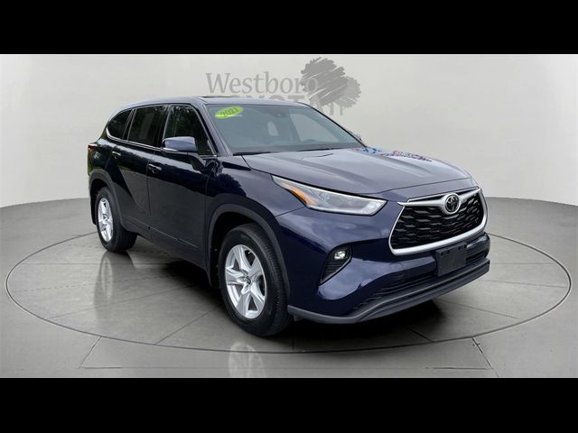 2021 Toyota Highlander LE